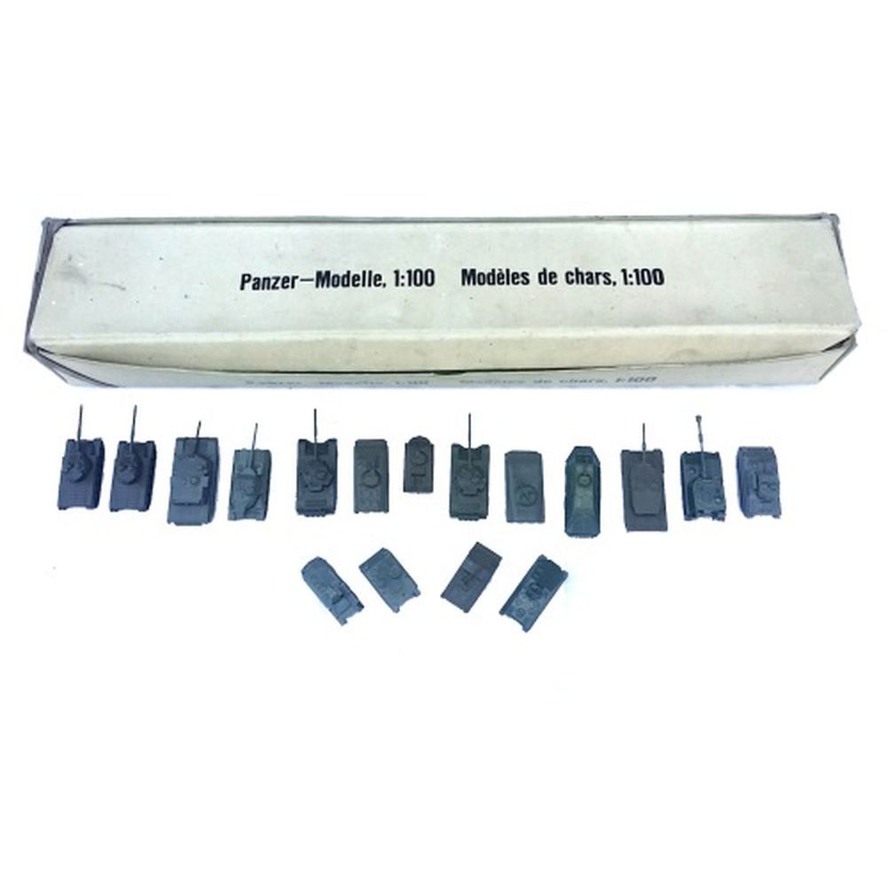 Original Schweizer Armee Militär 15 Panzermodelle 1:100 sehr selten