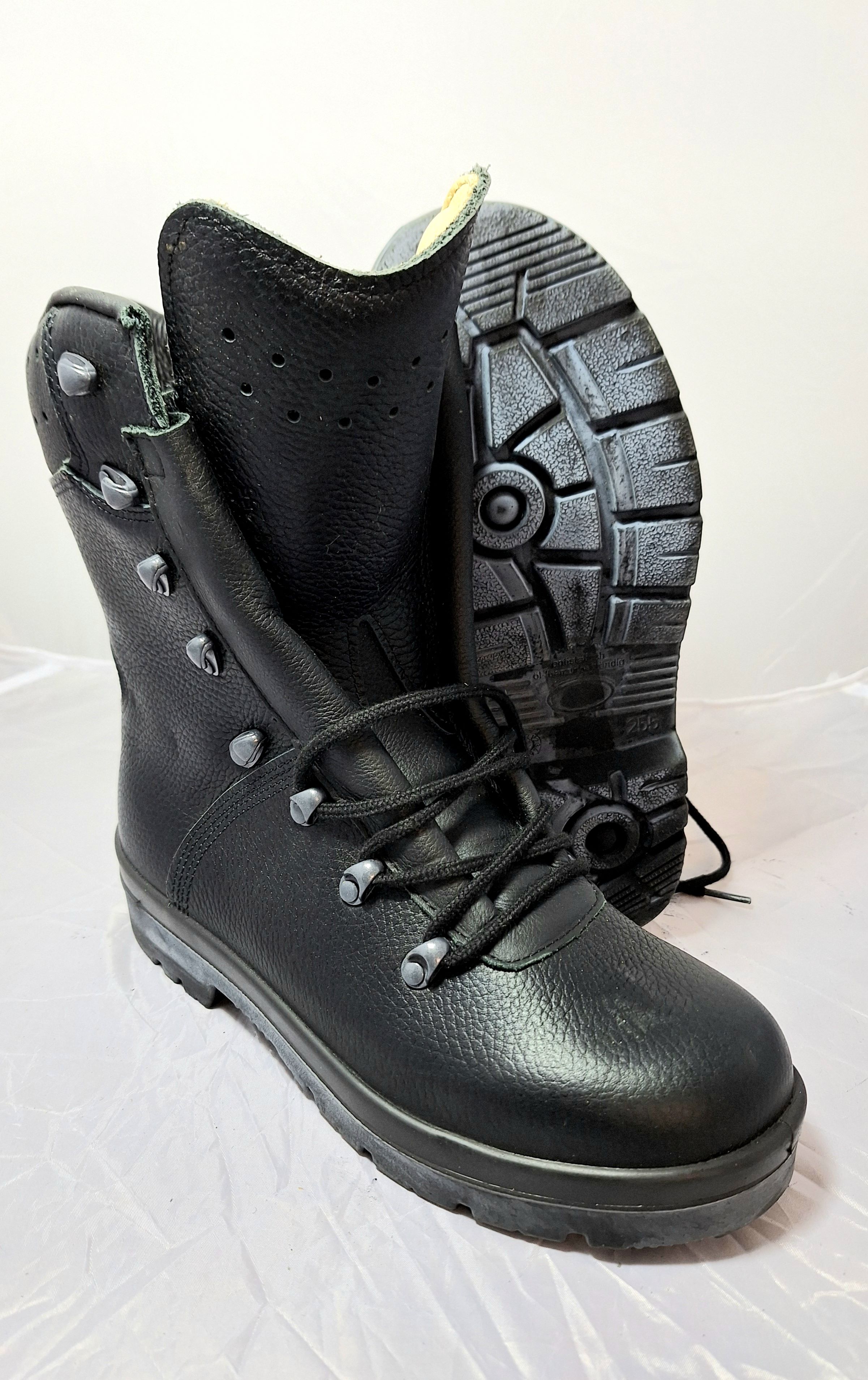 ~60 Kampfstiefel Original Bundeswehr BW Gr. 38.5 Stiefel Herren Leder Militär