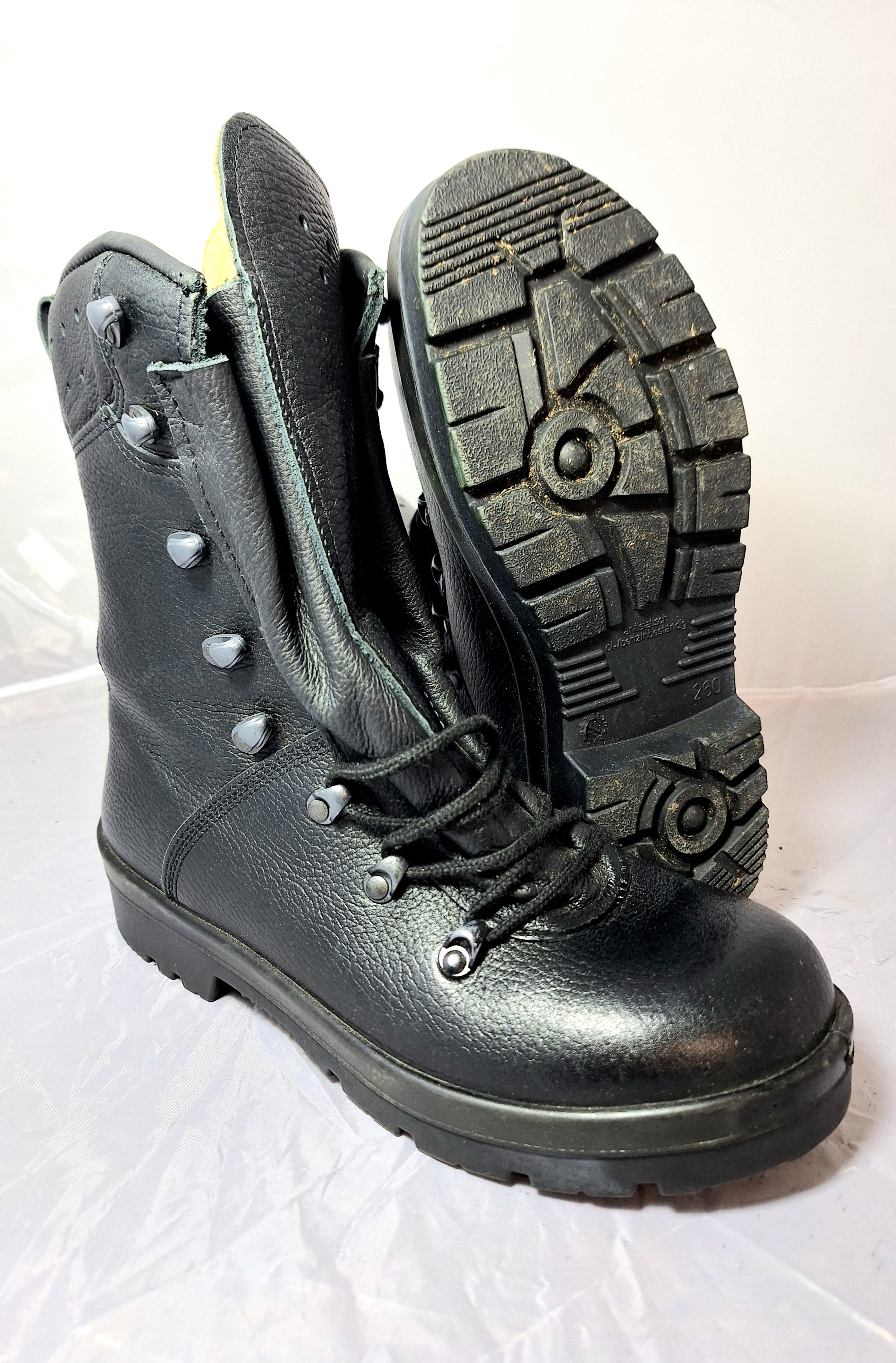 ~26 Kampfstiefel Original Bundeswehr BW Gr. 39 Stiefel Herren Leder Militär