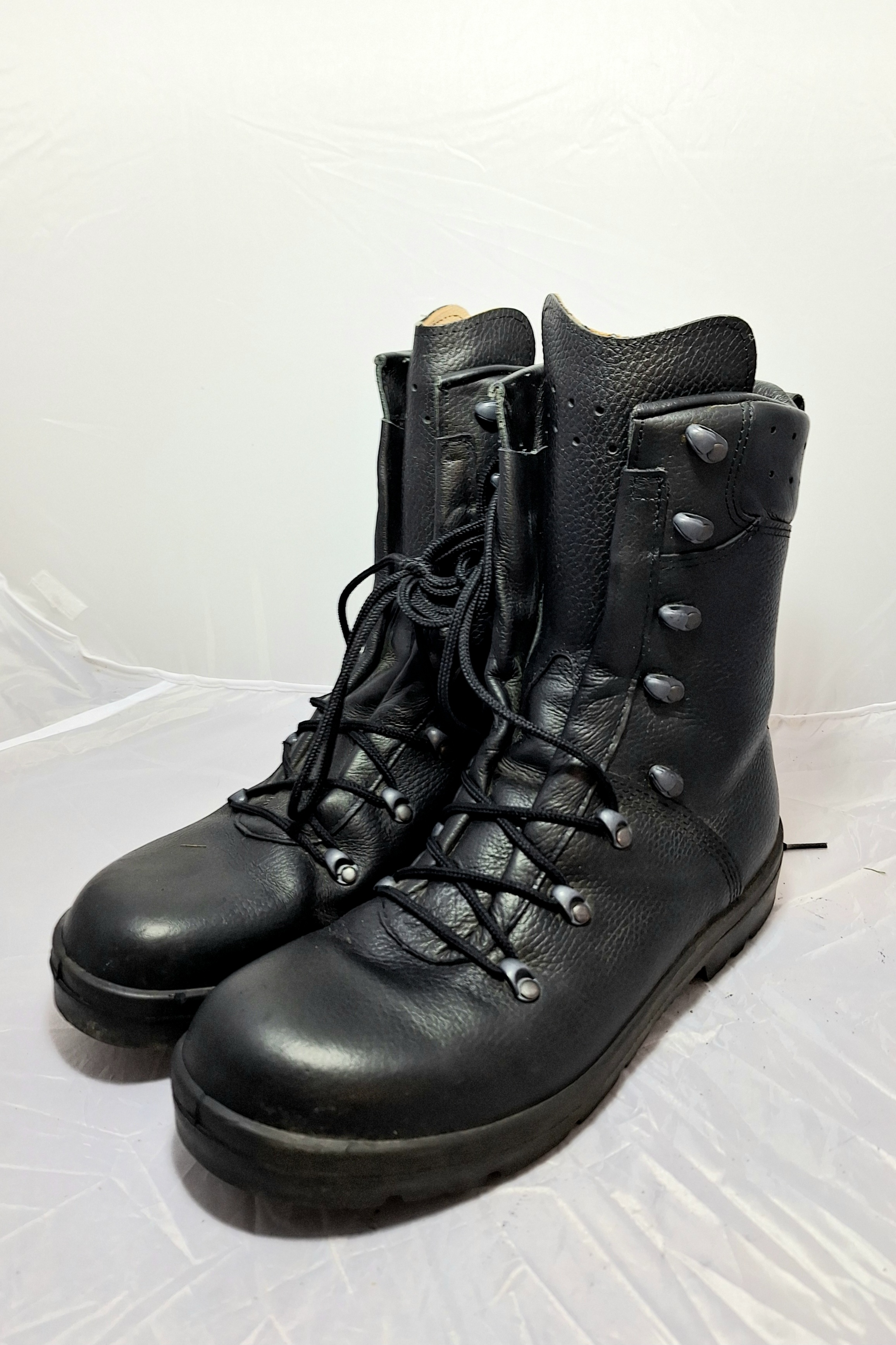 ~61 Kampfstiefel Original Bundeswehr BW Gr. 44.5 Stiefel Herren Leder Militär