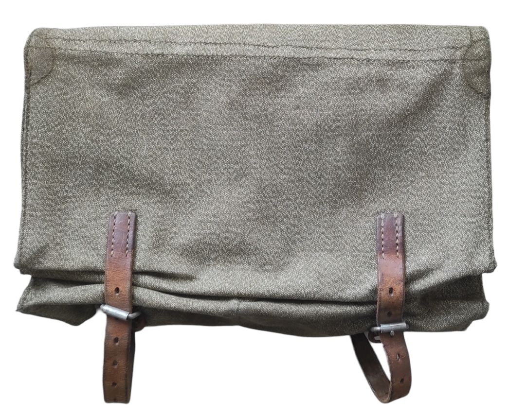 Schweizer Armee Offizier Schuhputztasche Salz und Pfeffer