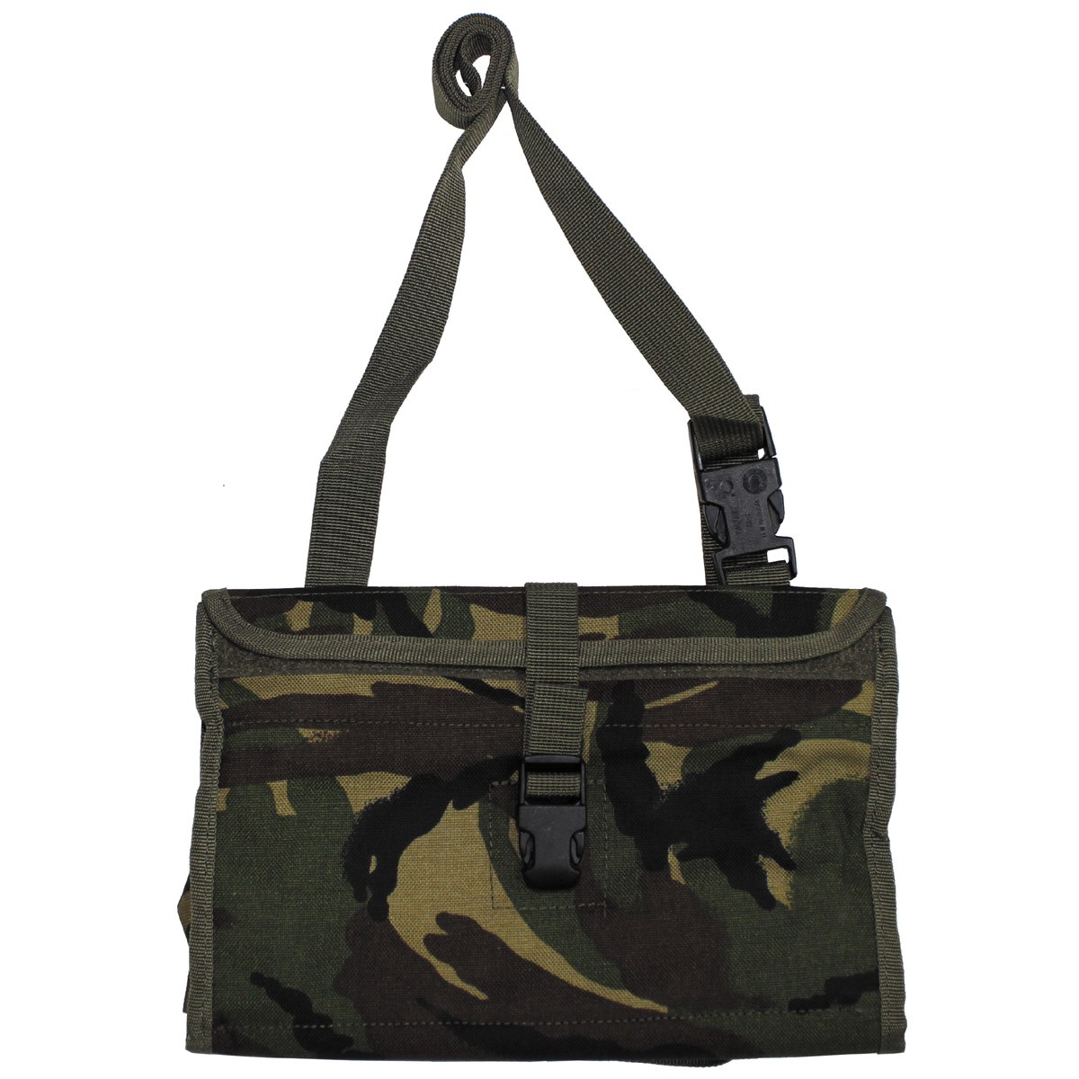 Britische Armee Gerätetasche Tasche Umhängetasche DPM tarn neuwertig Britische Armee Gerätetasche Tasche Umhängetasche DPM tarn neuwertig