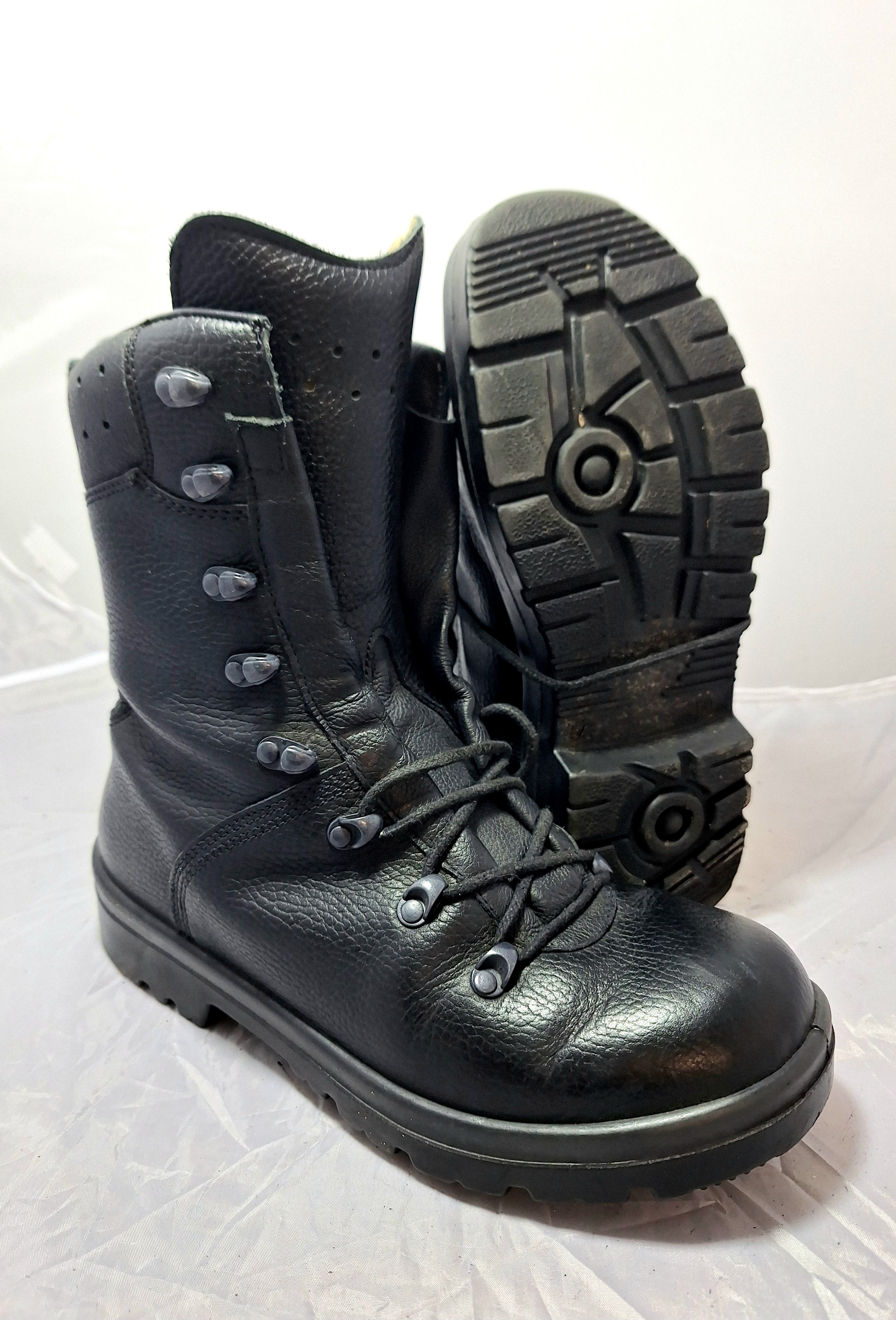~32 Kampfstiefel Original Bundeswehr BW Gr. 39 Stiefel Herren Leder Militär